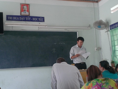 Trao quyết định kết nạp Công Đoàn viên mới năm học 2015-2016