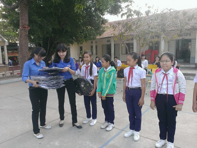Ngày hội thiếu nhi vui khỏe - tiến bước lên Đoàn và chương trình thấp sáng ước mơ