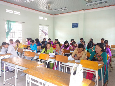 Thi lý thuyết giáo viên giỏi vòng Truờng năm học 2016 - 2017
