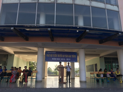 Công an Thành phố Thủ Dầu Một tuyên truyền An toàn giao thông cho học sinh