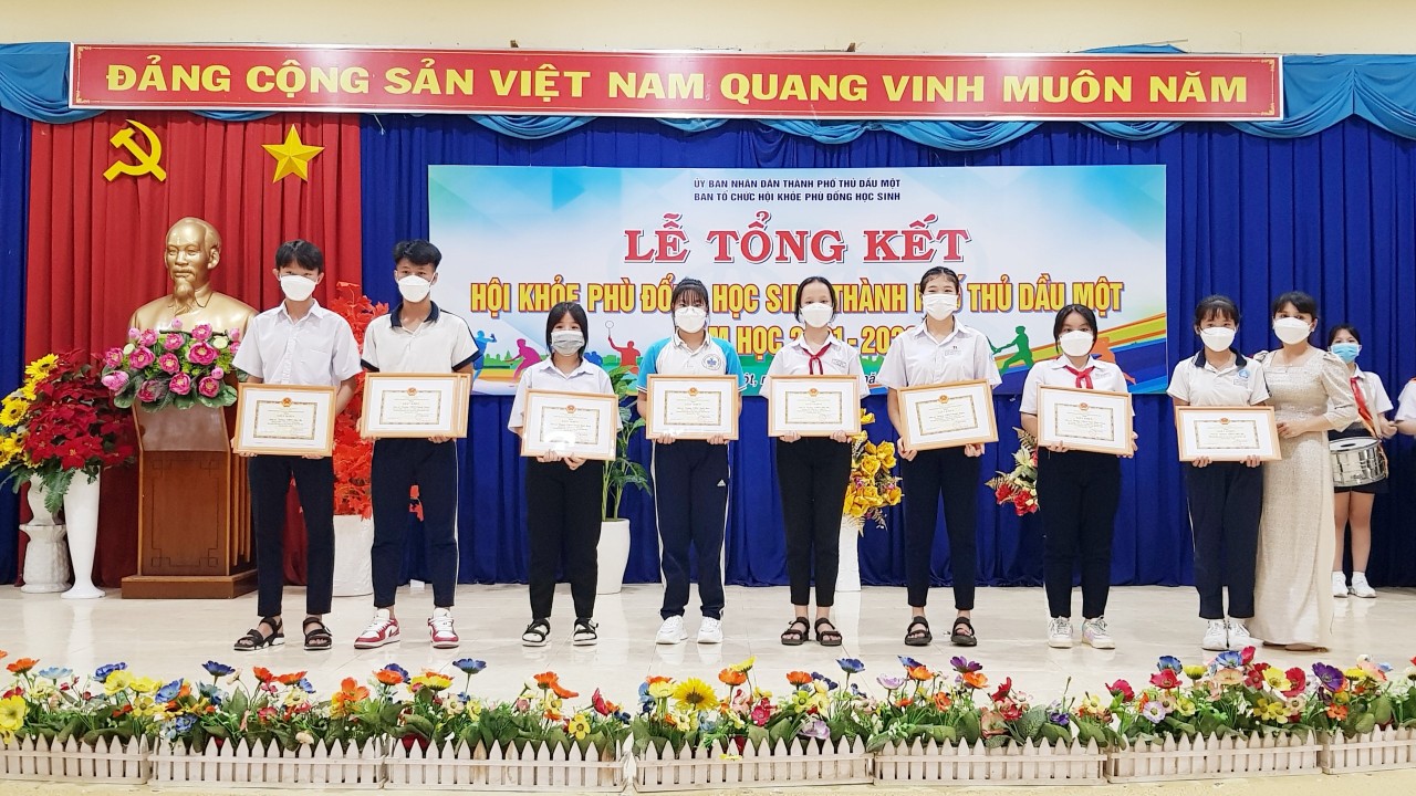 Tổng kết hội khỏe Phù Đổng Thành phố năm học 2021- 2022