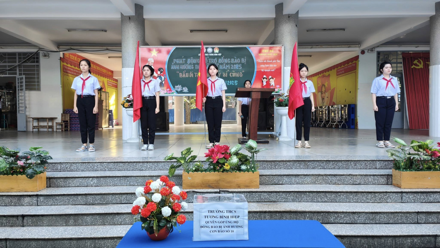 LIÊN ĐỘI THCS TƯƠNG BÌNH HIỆP PHÁT ĐỘNG HỖ TRỢ ĐỒNG BÀO BỊ ẢNH HƯỞNG BỞI BÃO, LŨ NĂM 2025 THÔNG QUA HOẠT ĐỘNG " BẦU ƠI THƯƠNG LẤY BÍ CÙNG"