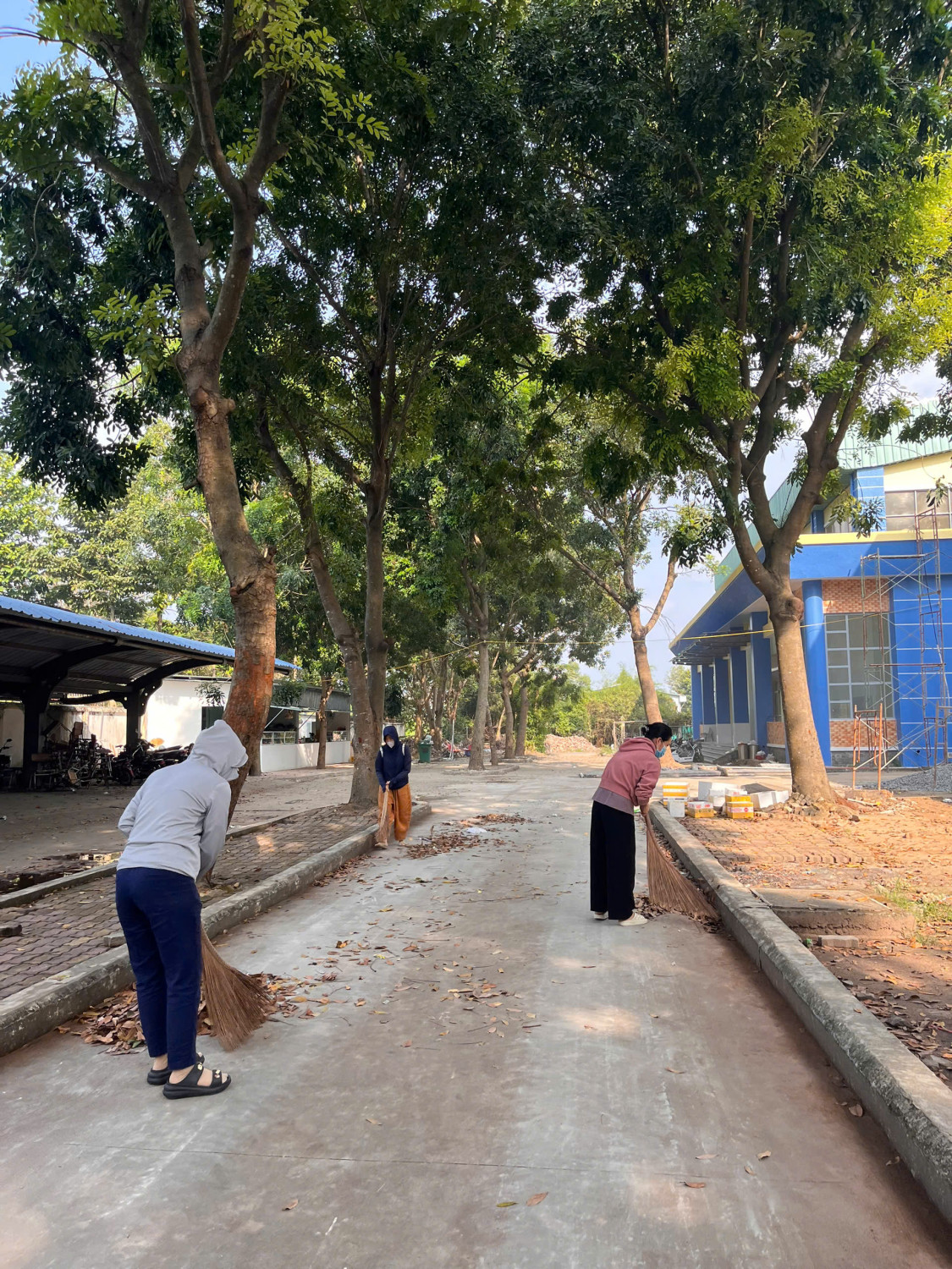 THỨ BẢY NGÀY 06/12/2025 – GIÁO VIÊN TRƯỜNG THCS TƯƠNG BÌNH HIỆP THỰC HIỆN “NGÀY THỨ 7 VĂN MINH”